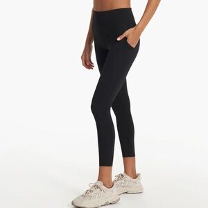 Vuori Black Stride Leggings